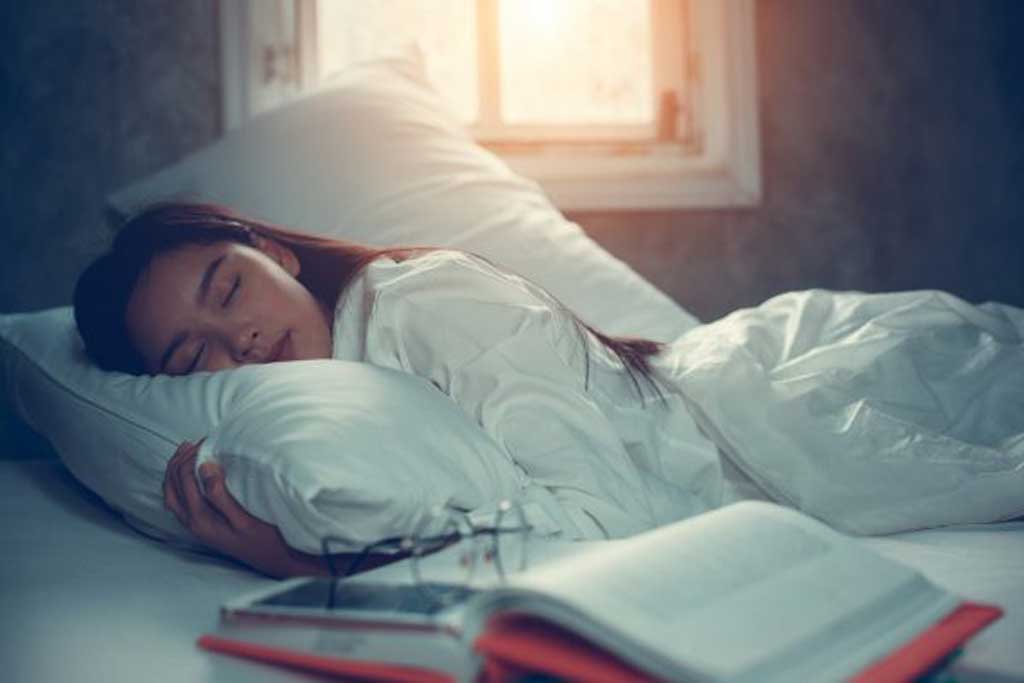 6 cách ngủ nhanh và sâu sau 30 giây